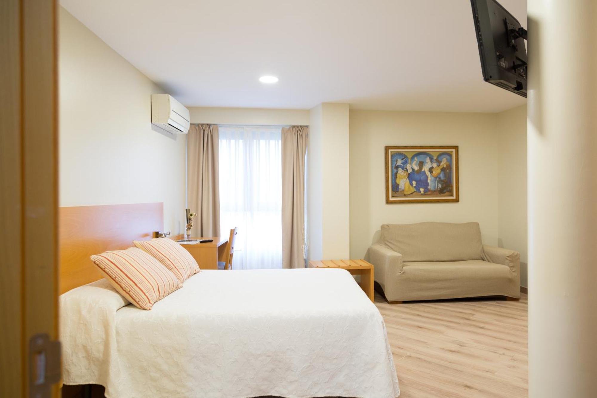 Apartamentos Playa De Кобресес Экстерьер фото