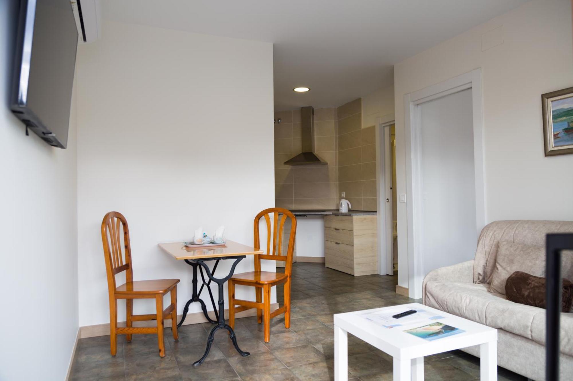 Apartamentos Playa De Кобресес Экстерьер фото