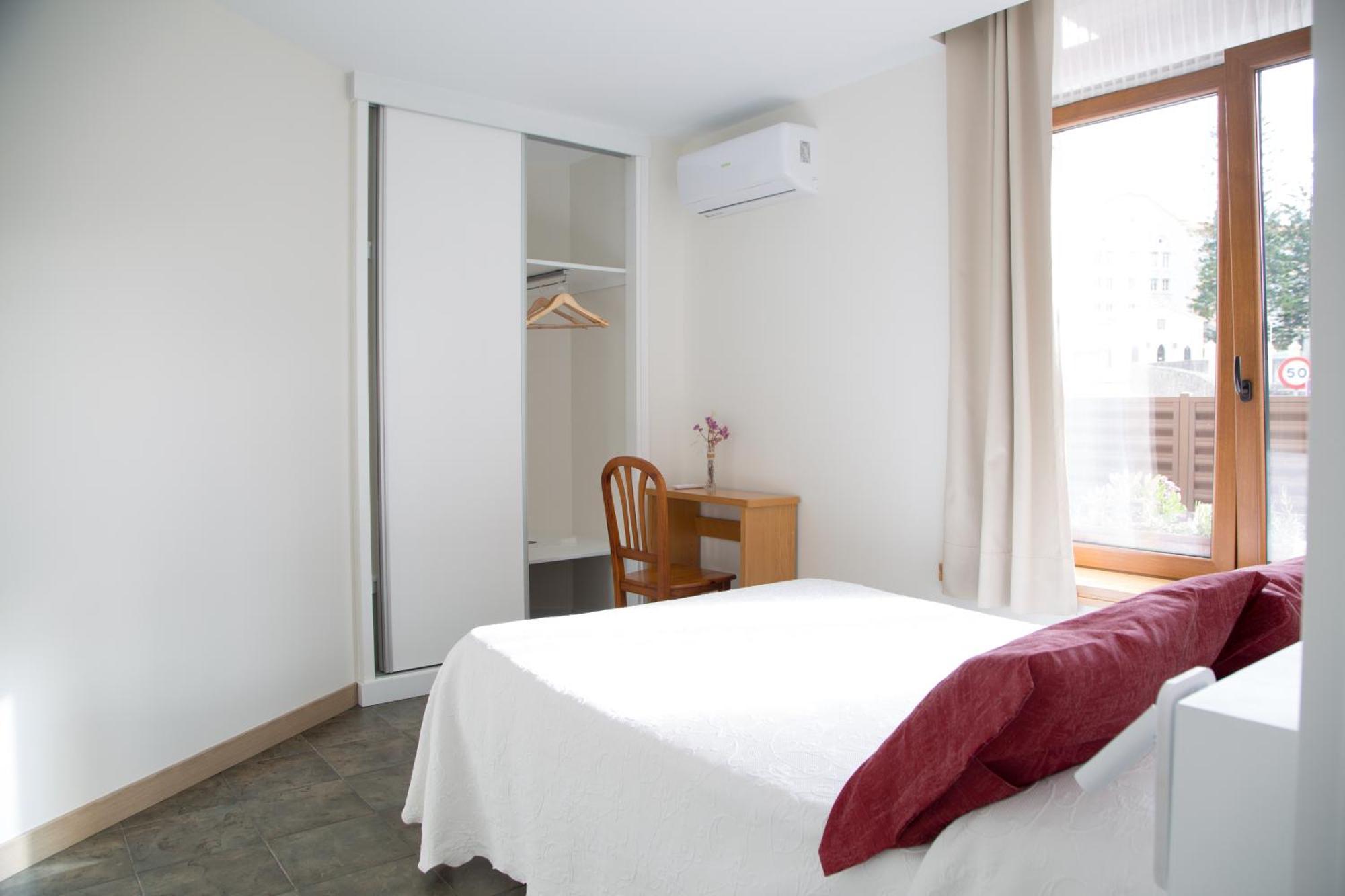 Apartamentos Playa De Кобресес Экстерьер фото
